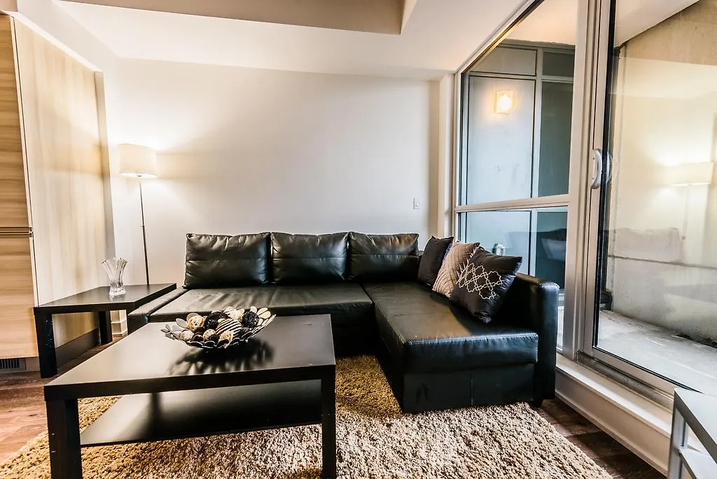 Gladstone Suites - Toronto Central Apartment