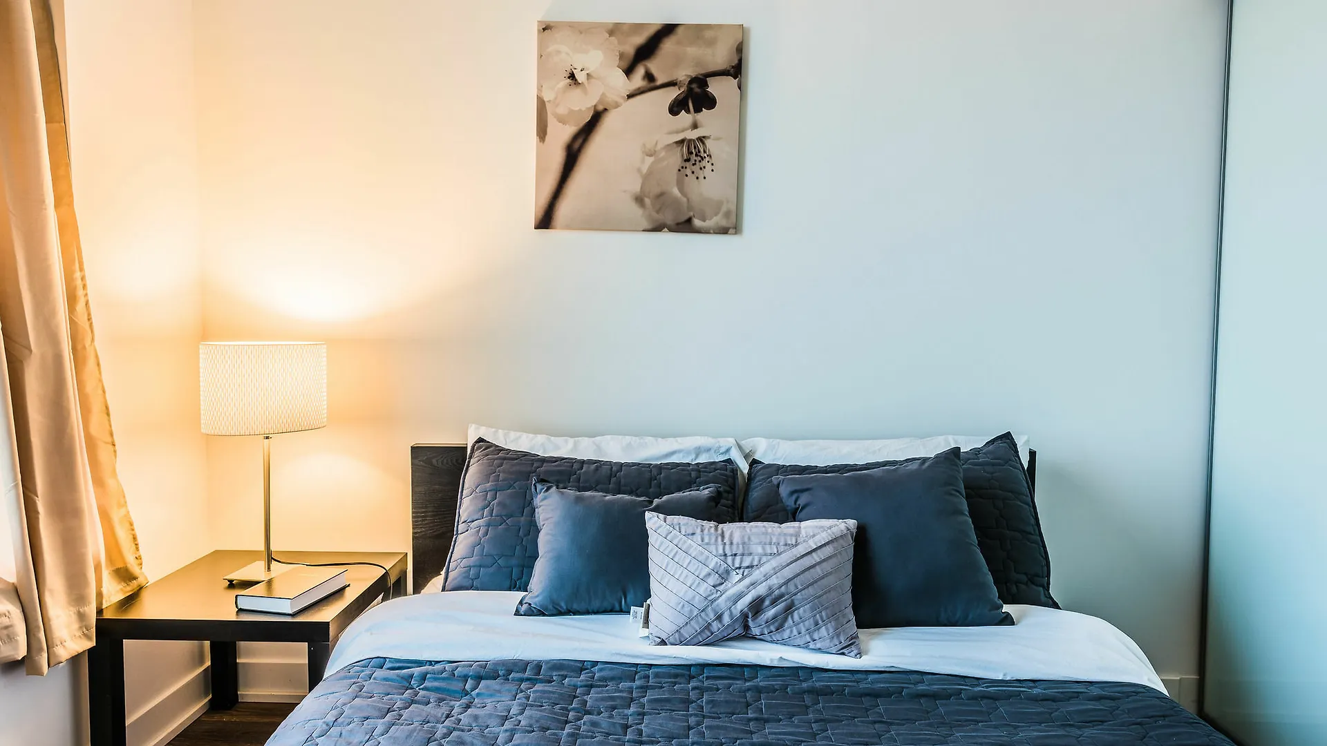 Gladstone Suites - Toronto Central 0*,  Canada