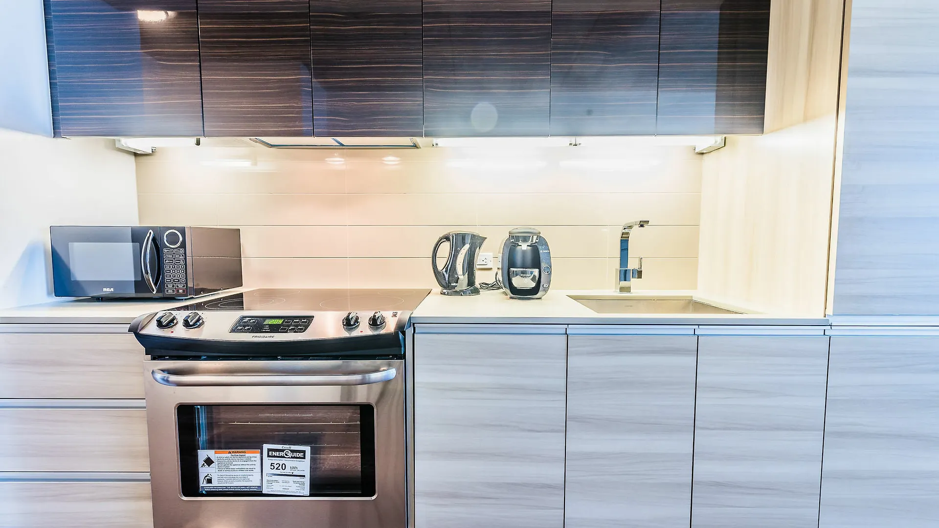 Gladstone Suites - Toronto Central 0*,